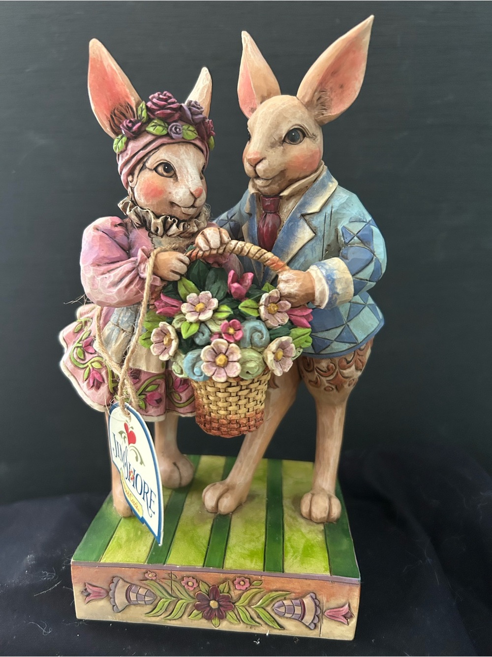 Jim Shore Heartwood Creek “Happy Together” Bunny Couple with Basket with box